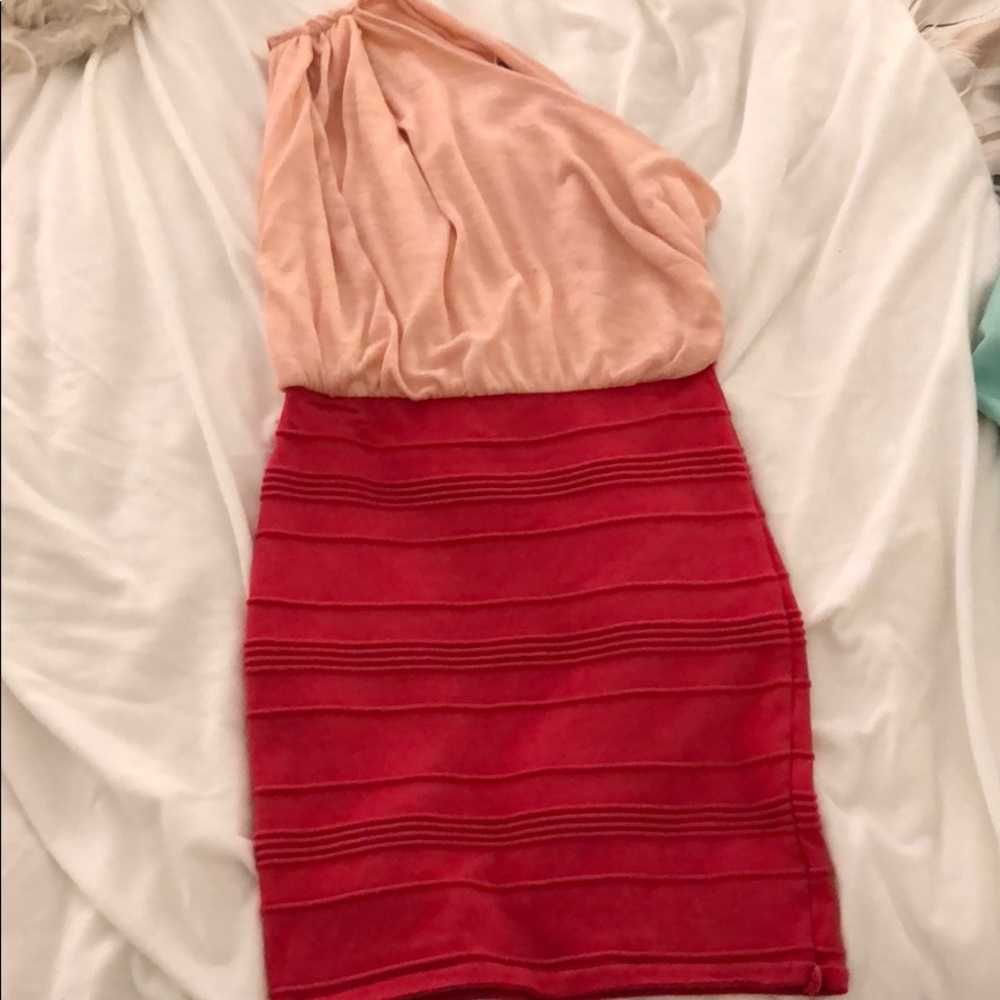 One should dress